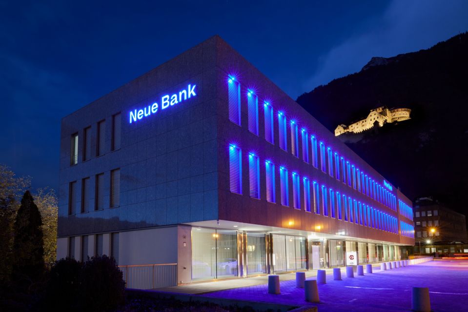 Neue Bank AG